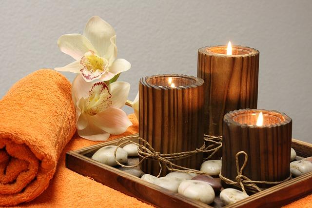Traditionelle Thaimassage ✓ Kräuterstempel-Massage ✓ Aromaöl-Massage ✓ Fussreflex-Massage ✓ in Petershagen bei Strausberg